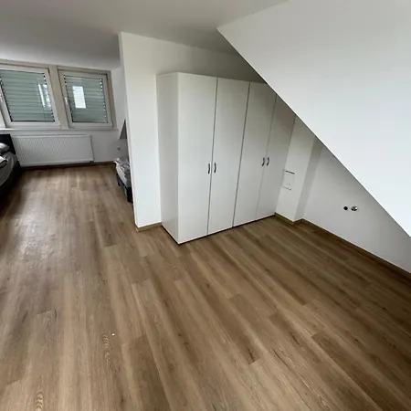 Monteurzimmer בית אירוח Düren - Eifel